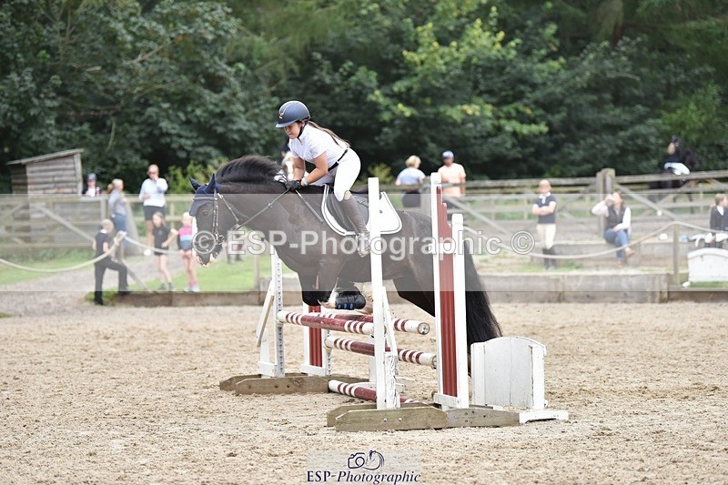 240802-125452-04706 - 70cm Round 2