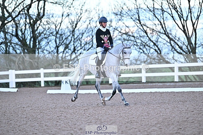 241214-084422-00810 - 141-Sophie.Hawke-RAINBOW.DREAM