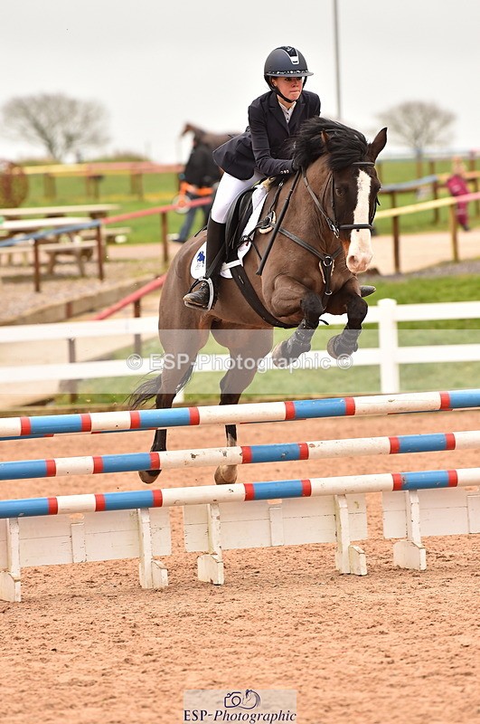 240210A-142856-01551 - Cls 12-14 Children on Horses