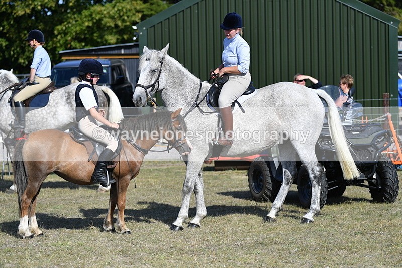 WJ5_4745 - Pre meet