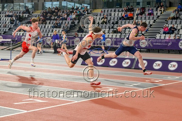 Age26SUN-810569 - Track Male Set One