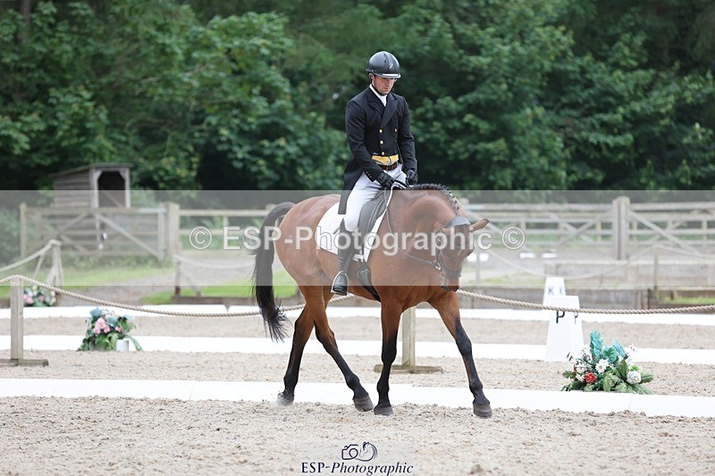 240523-173335-06169 - 324-COOMBELAND_SEMILLY-Rupert_Batting