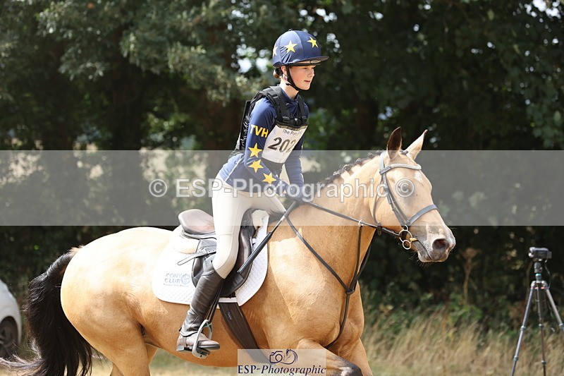 250824A-123823-36701 - 2029-Matilda.Holt-Esme