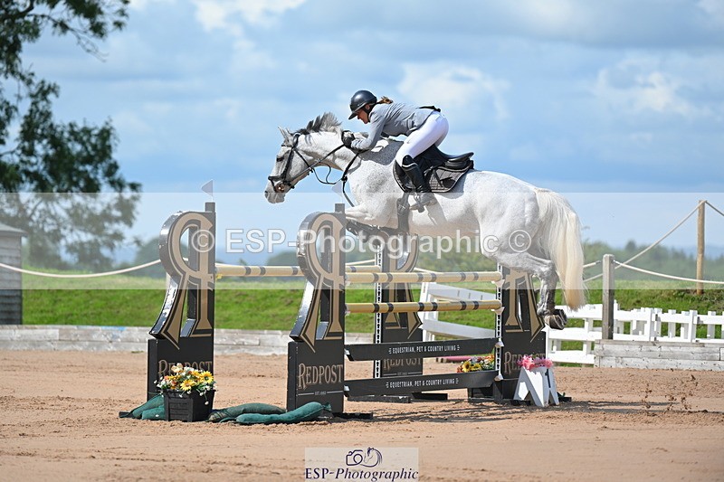 230721A-104459-05424_Cls 6 2 Star Medium 135m - 075-902-3050