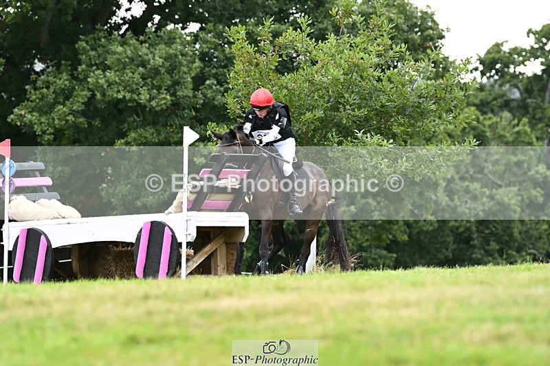 240825X-180446-38115 - 80cm XC 17.30 to End