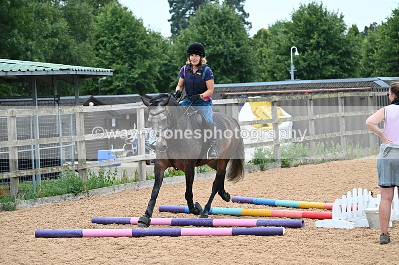 WJ7_7745 - Poles 10:00am