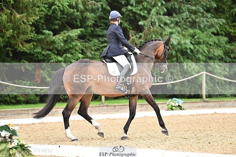 240811-123610-05764 - 237-Debbie.Summerfield-I.Cleo