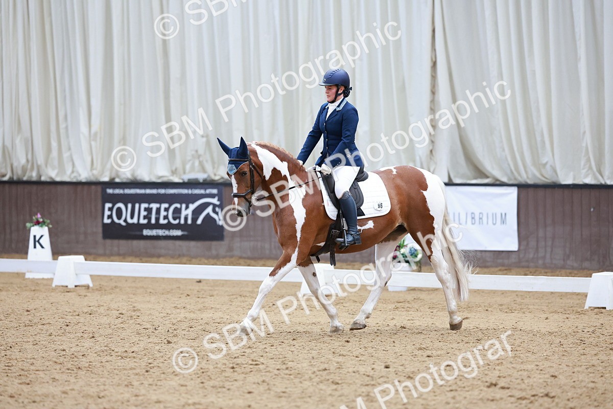 SBM_008977 - Class 6b - Novice 6 - 11.02-12.19