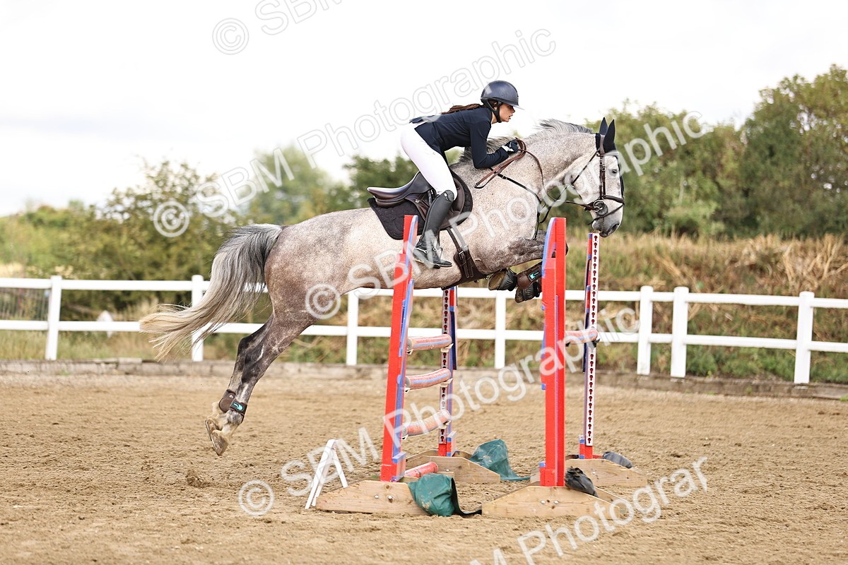 SBM_026789 - Class 13 - Senior Newcomers - 1.10m