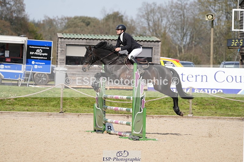 260322A-124954-01726 - 12 Newcomers 1m 10 Open