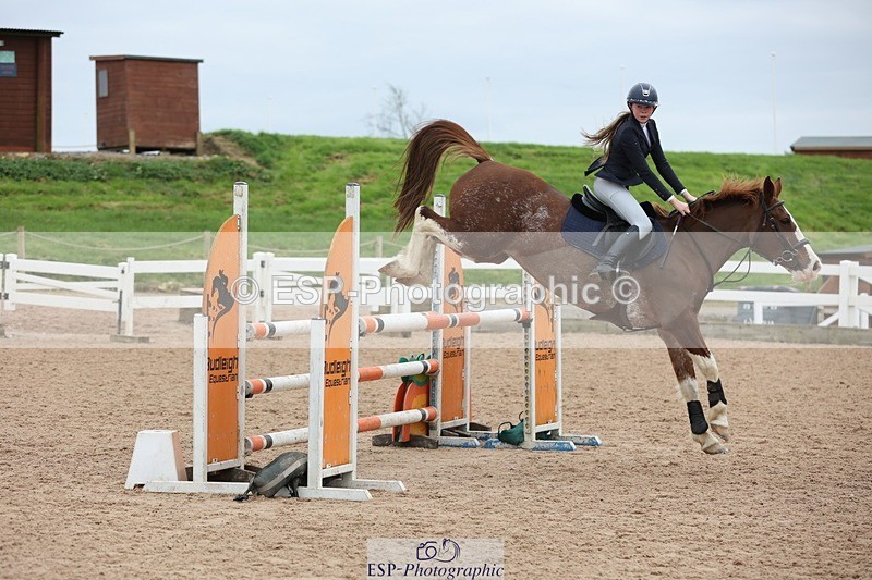 241116X-121324-01523 - Cls 10 Pony 1.00m Ooen