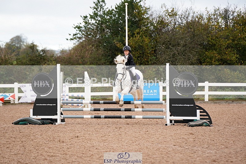241027A-094214-01850 - SUN Cls 2 Pony Intro 70cm