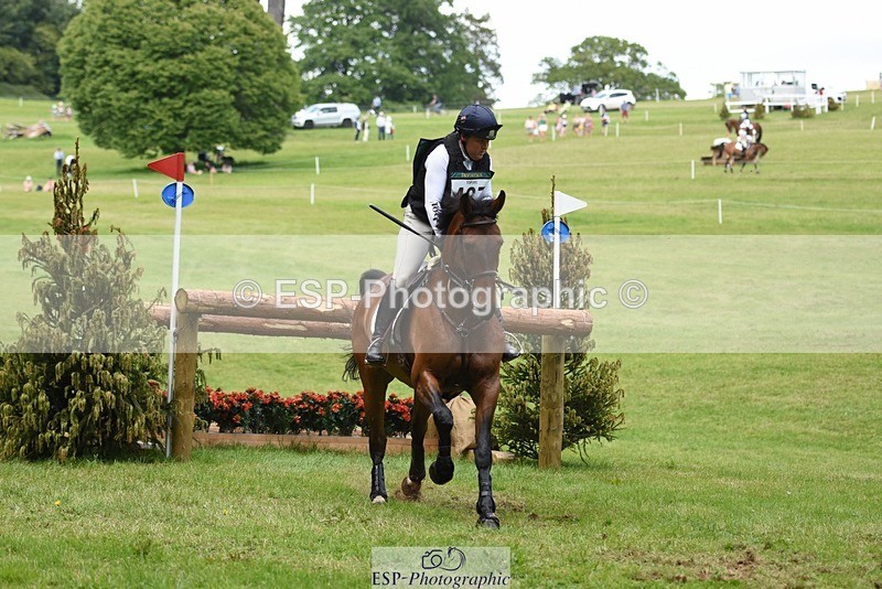 230528-150352-18087 - 487-MGH_GRAFTON_STREET-Pippa_Funnell-XC