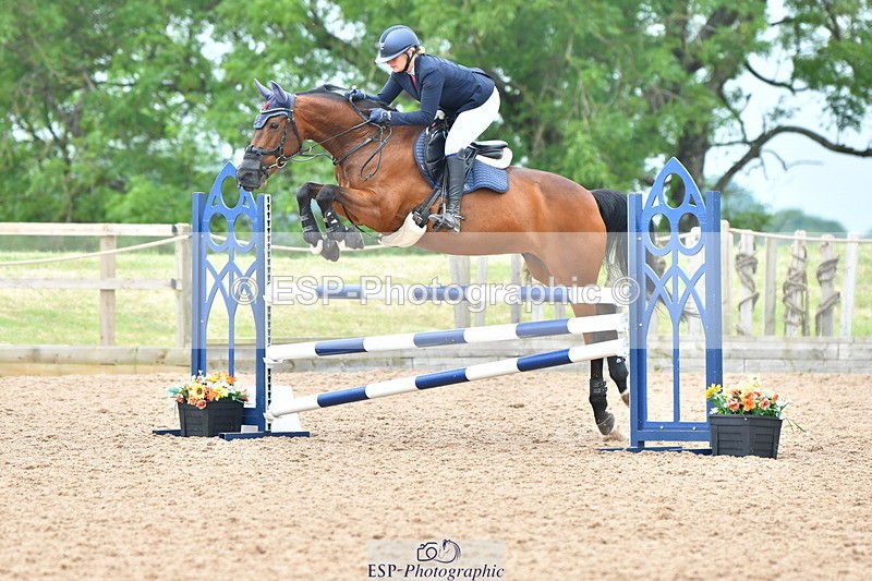 230610A-105226-02793 - Cls 14 Snr 1.05m & 1.10m Open