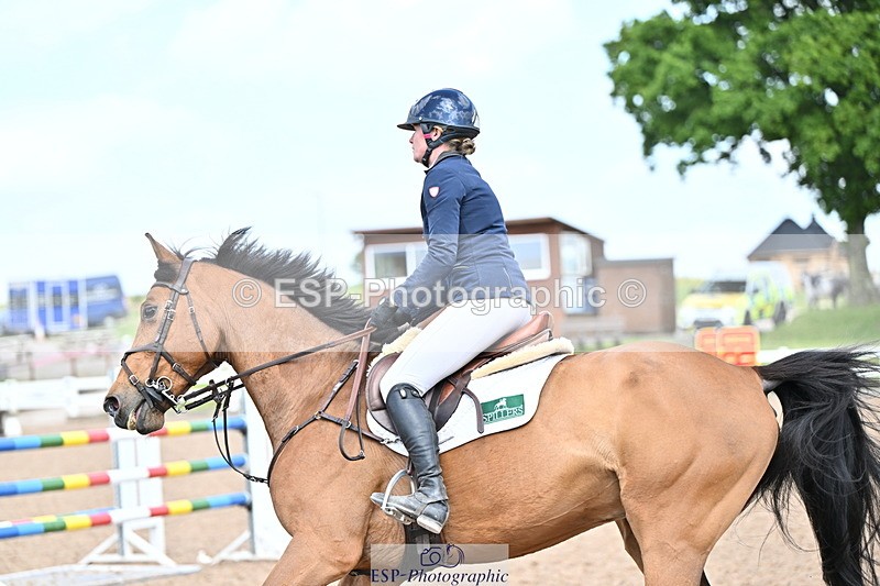 240605A-153952-00926 - Cls 5 Foxhunter and 1.20m Open