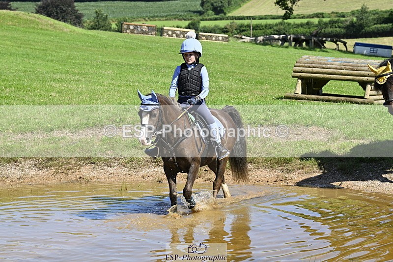 240728B-105942-00807 - Theo's Group XC