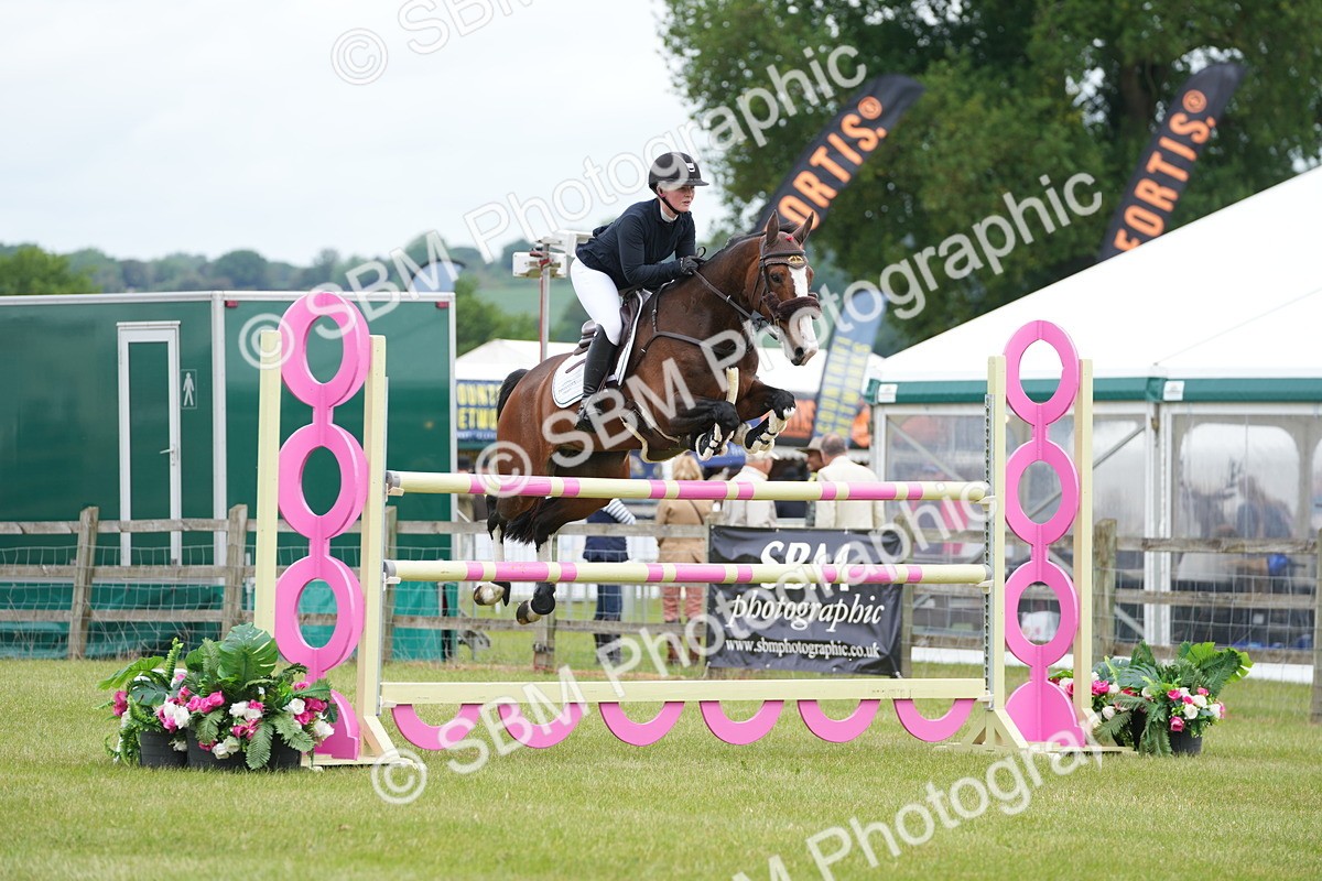 SBM_03159 - Class 201 - British Horse Feeds Speedi Beet Horse of the Year Show Grade  C