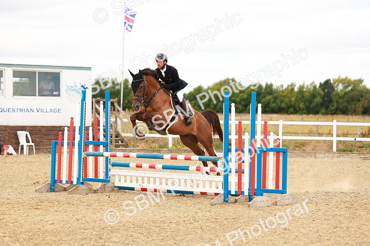 SBM_005585 - Class 2 - Senior British Novice - 90cm