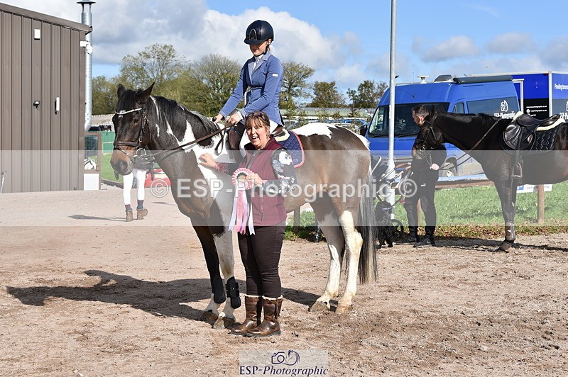 231015A-122510-07976 - Cls 24 85cm Amateur Q