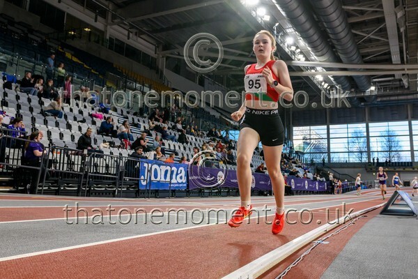 CEREL-816731 - Track Female Set Two