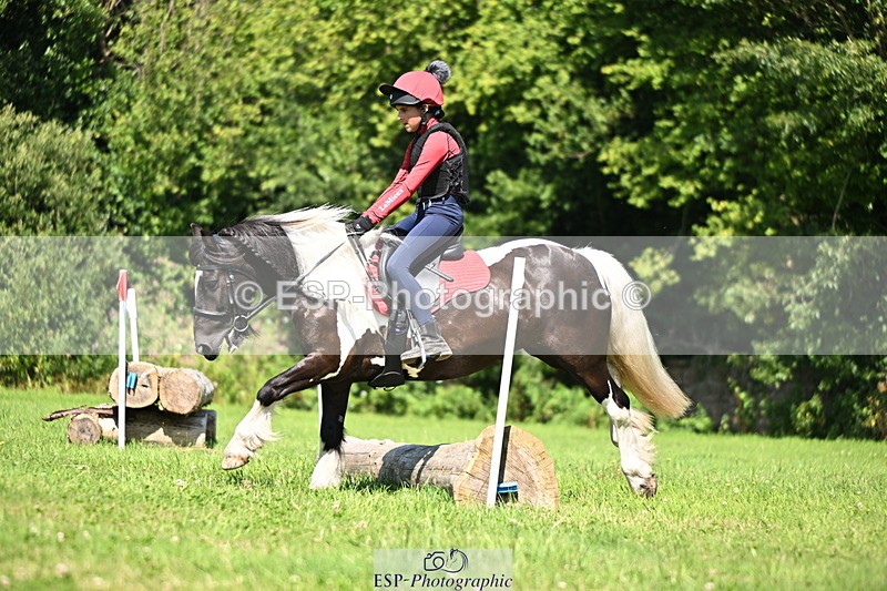 240729B-142758-02796 - Abbie's Group XC