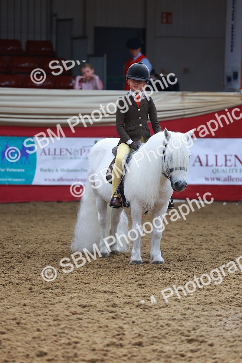 SBM_09841 - Class 102 - HOYS Veteran Qualifier - Ridden Veteran