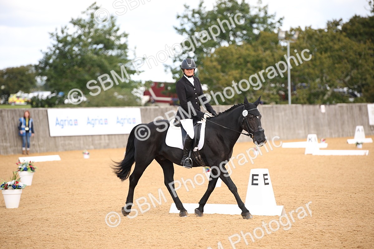 SBM_04271 - D2 Small Tour Championship Intro C