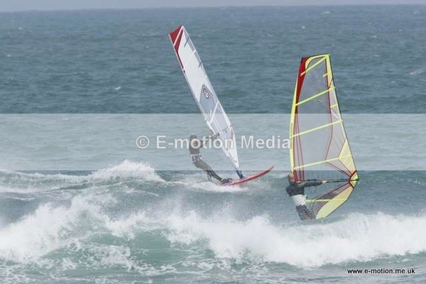 WS 160509  117 - Windsurfing