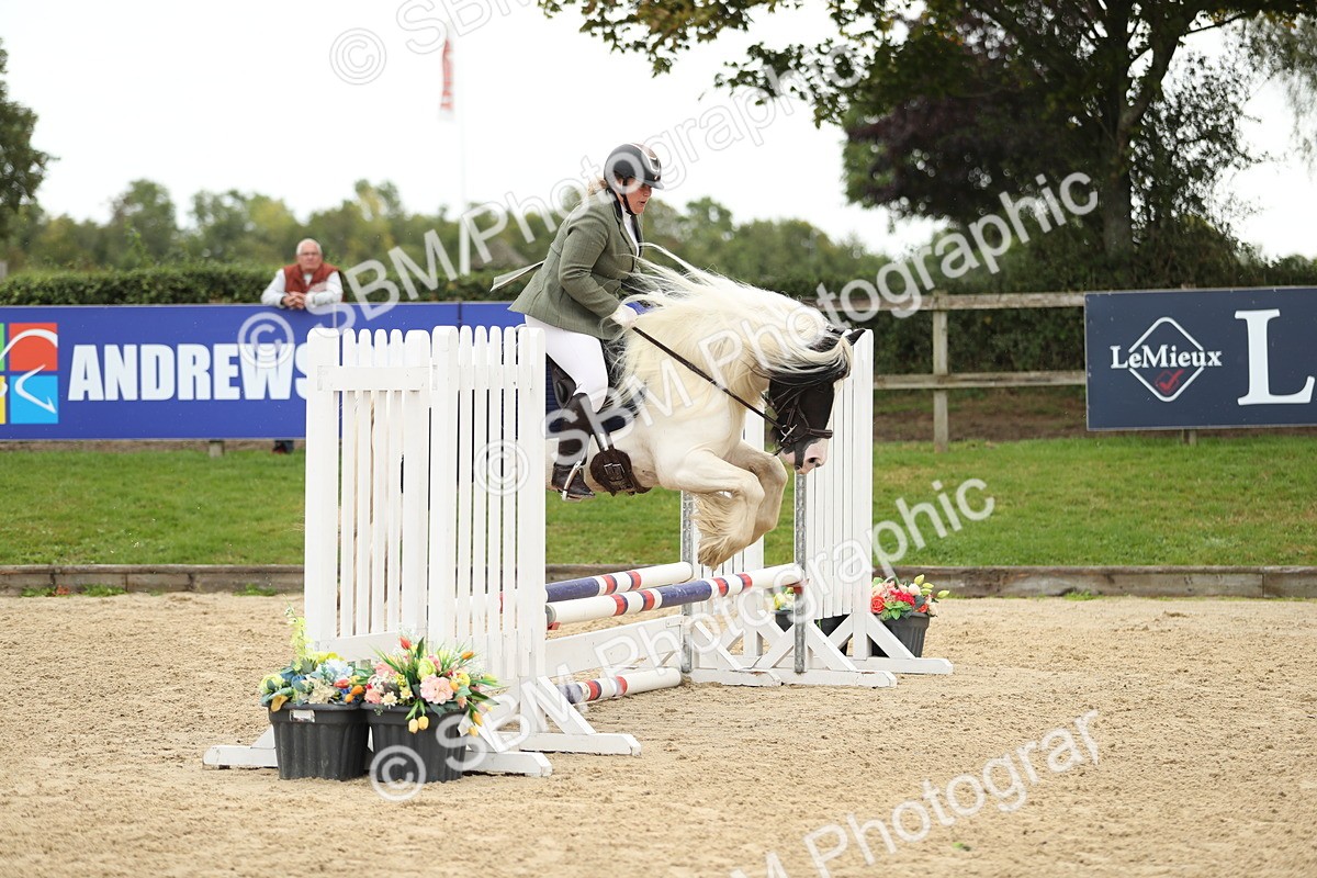 SBM_04564 - J28 - Senior Horse & Pony 60cm Championships