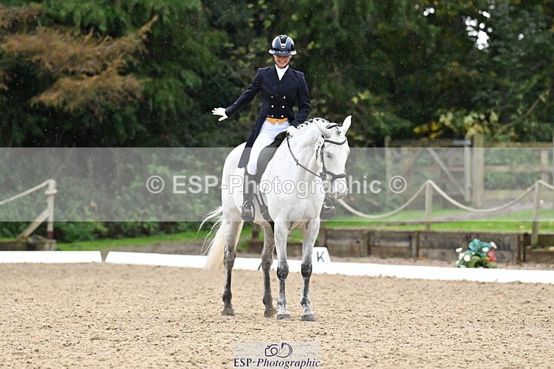 251023A-120536-02160 - B-141-Erin.Neale