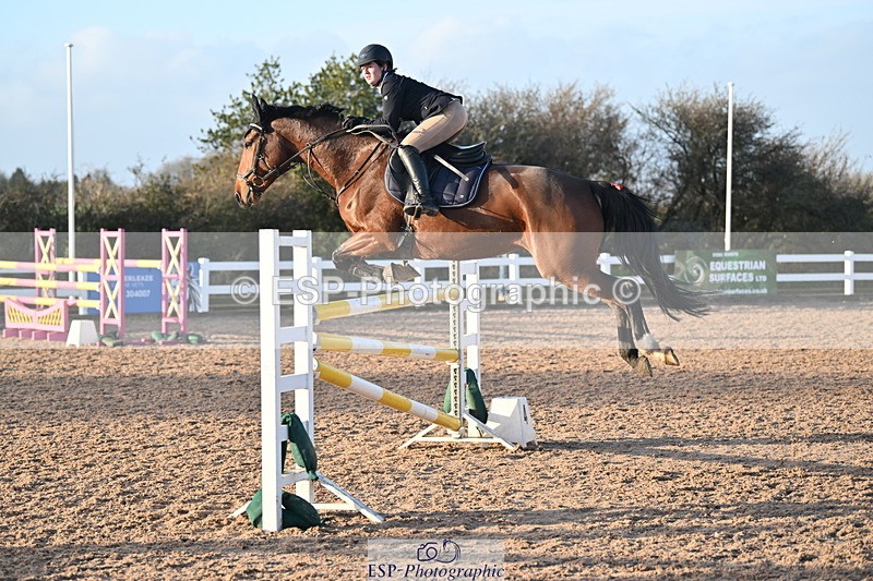 231210A-143609-02789 - Cls 21 Foxhunter & 1.20m Open