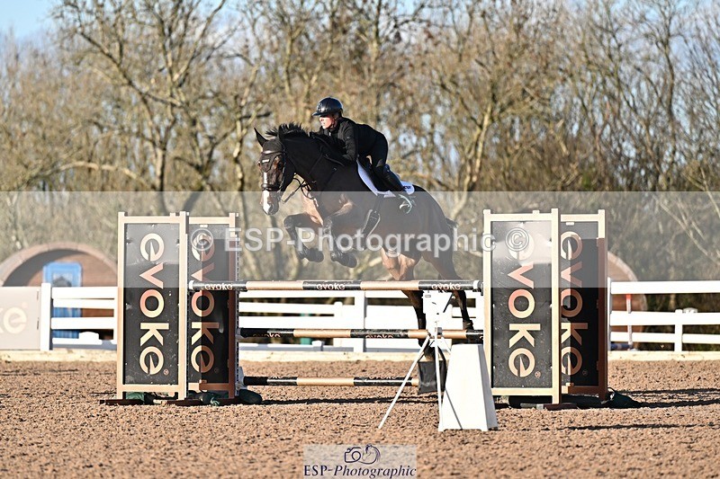 251203-141056-00802 - Cls 5 Foxhunter and 1.20m Open