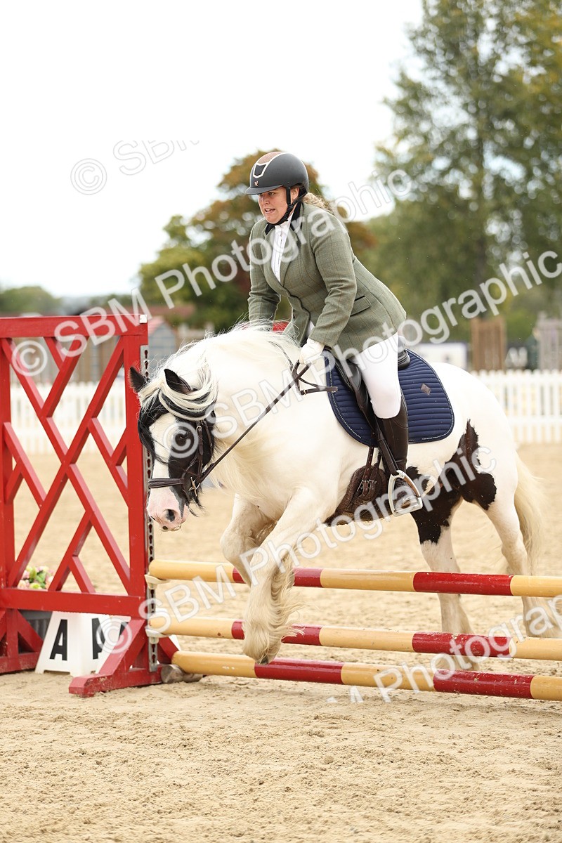 SBM_04560 - J28 - Senior Horse & Pony 60cm Championships