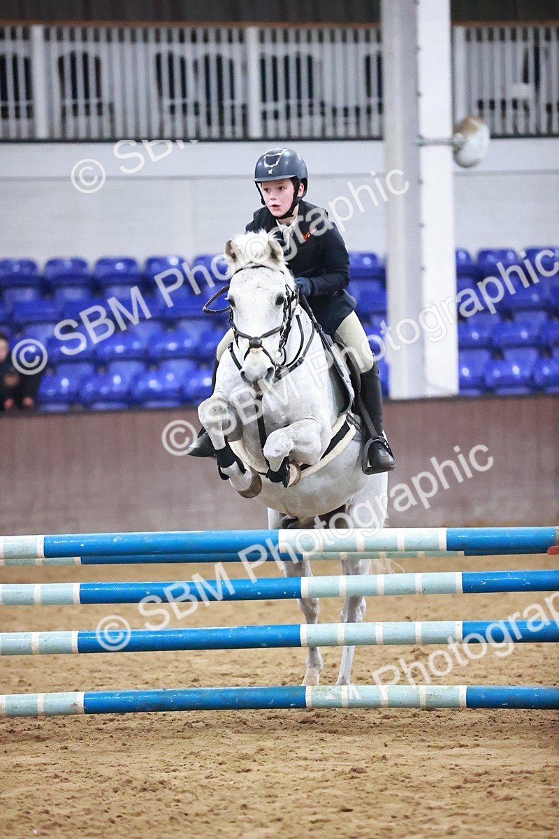 SBM_001701 - Class 9 - Pony Intro 75cm