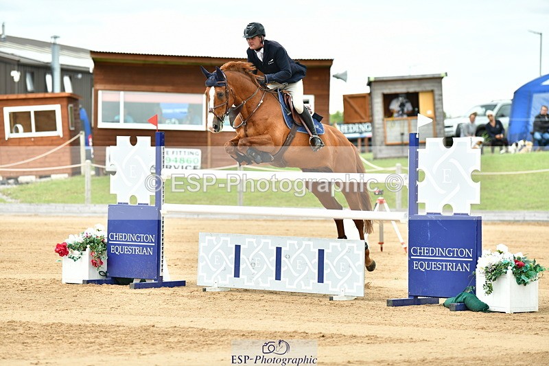 230720A-144613-03550 - Cls 9, 2 Star Big 1.40m Start to break