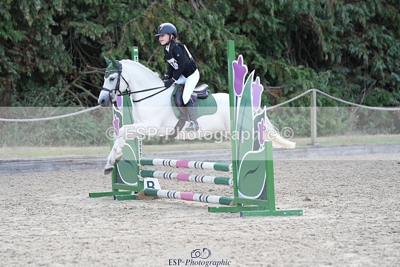 250821A-104842-14156 - WC Round 2 10.00 to 11.00