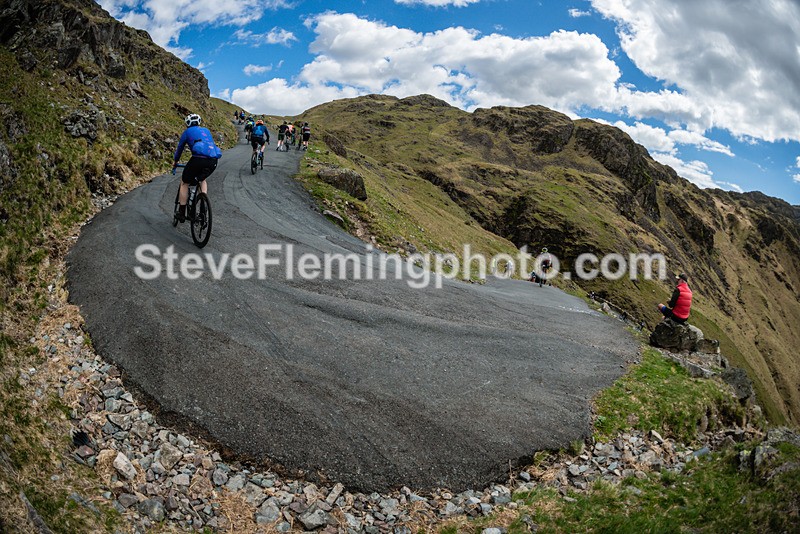 135443 - Hardknott Hairpin 13.00 - 14.00