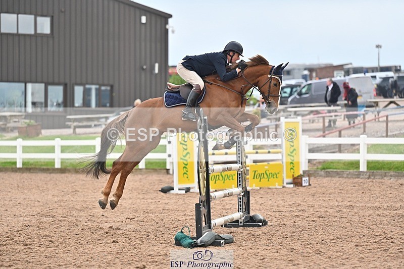 260508-085647-04280 - Cls 17 British Novice and 90cm Open
