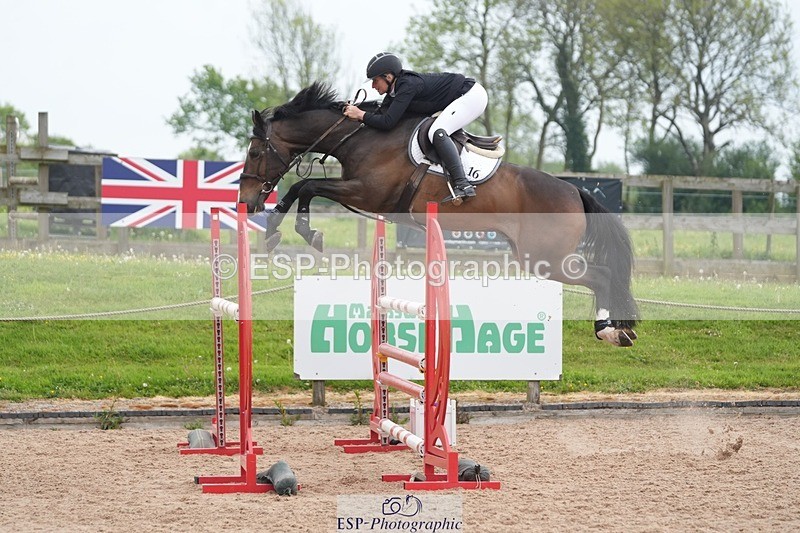 260508-092942-04625 - Cls 12 Snr Foxhunter