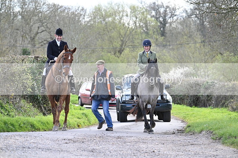 WJ7_9941 - Walk Home