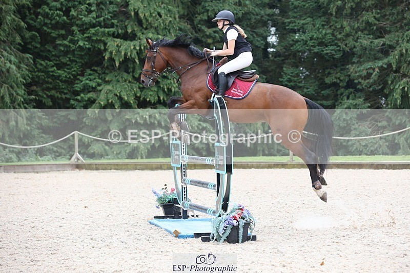 230908-171158-03181 - Cls 9 Snr Newcomers & 1.10m Open