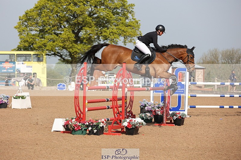 240511A-094104-11182 - Cls 32 Foxhunter