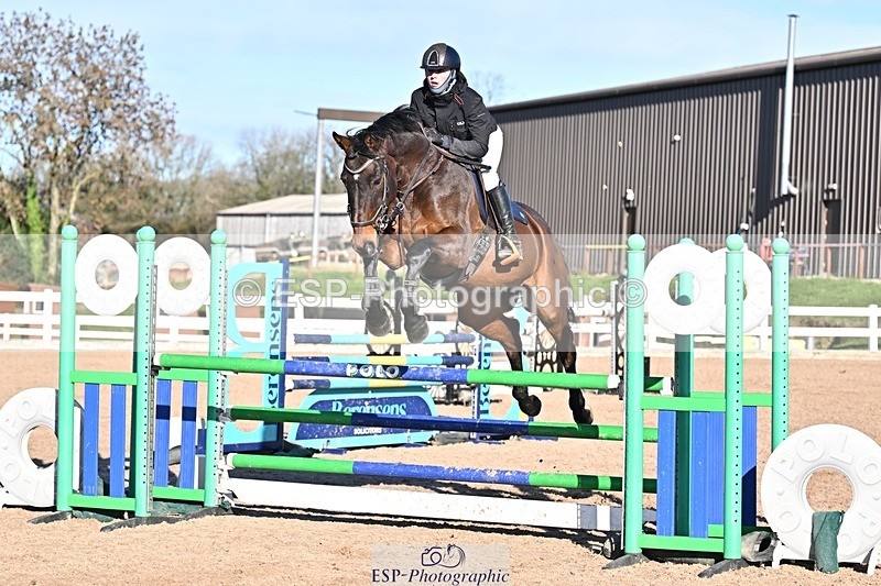 251119-125020-00393 - Cls 4 Newcomers and 1.10m Open