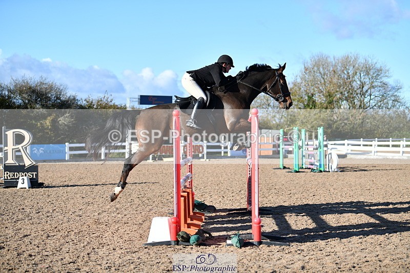 231110A-134749-00666 - Cls 5 Newcomers & 1.10m Open