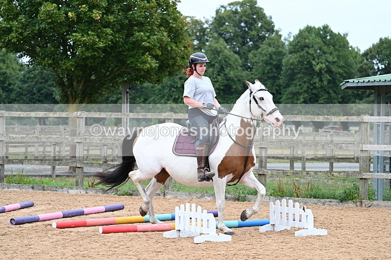 WJ7_9865 - Poles 14:00