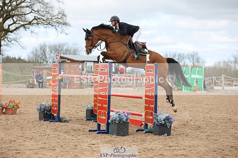 240419A-121803-07142 - Cls 6, 2 Star Medium Tour 1.35m