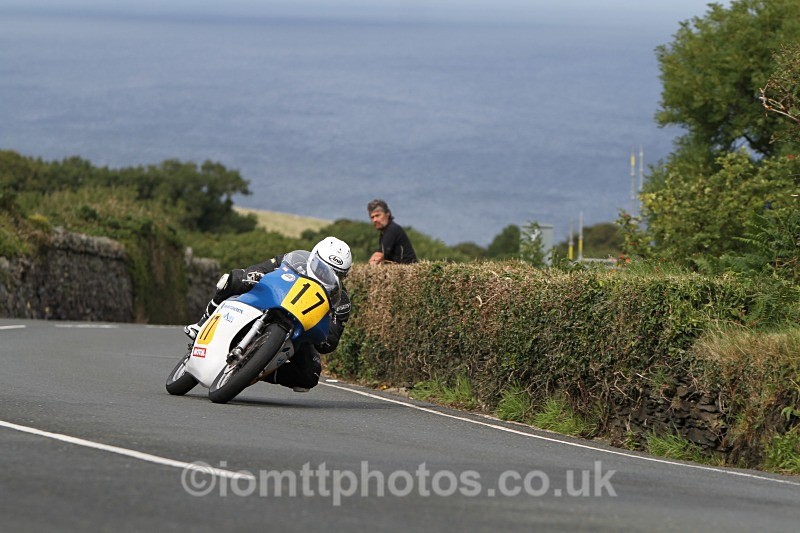 FOM_9618 - Bennetts 500cc Classic TT Race
