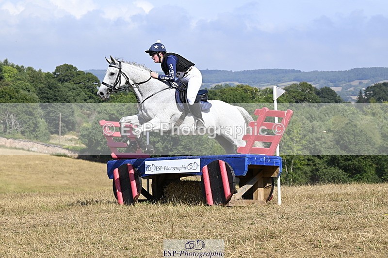 250824A-150330-38920 - 2128-Emily.Jones-Chesham.Rose