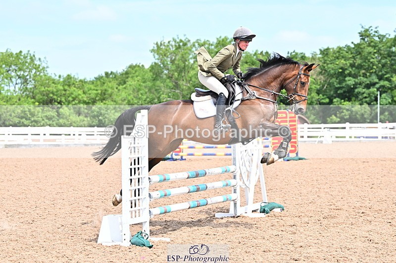 240619A-112753-00060 - Cls 1 British Novice and 90cm Open