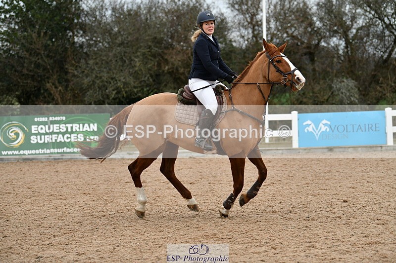 240112A-143503-01240 - Cls 6 Foxhunter and 1.20m Open